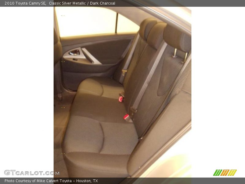 Classic Silver Metallic / Dark Charcoal 2010 Toyota Camry SE