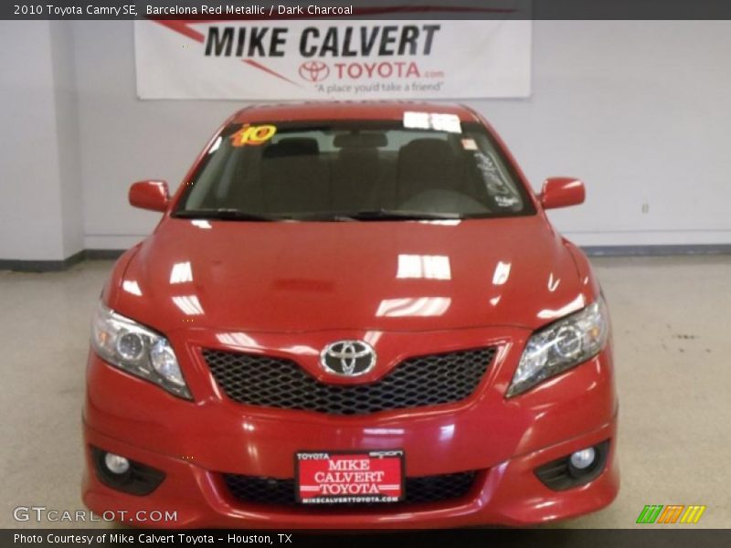 Barcelona Red Metallic / Dark Charcoal 2010 Toyota Camry SE