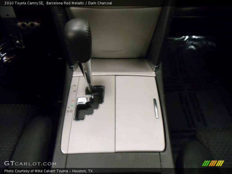 Barcelona Red Metallic / Dark Charcoal 2010 Toyota Camry SE