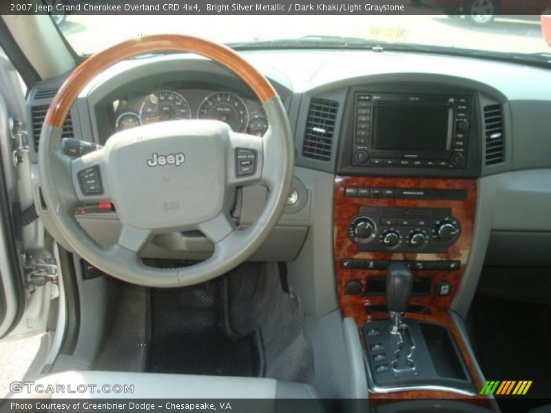 Dashboard of 2007 Grand Cherokee Overland CRD 4x4