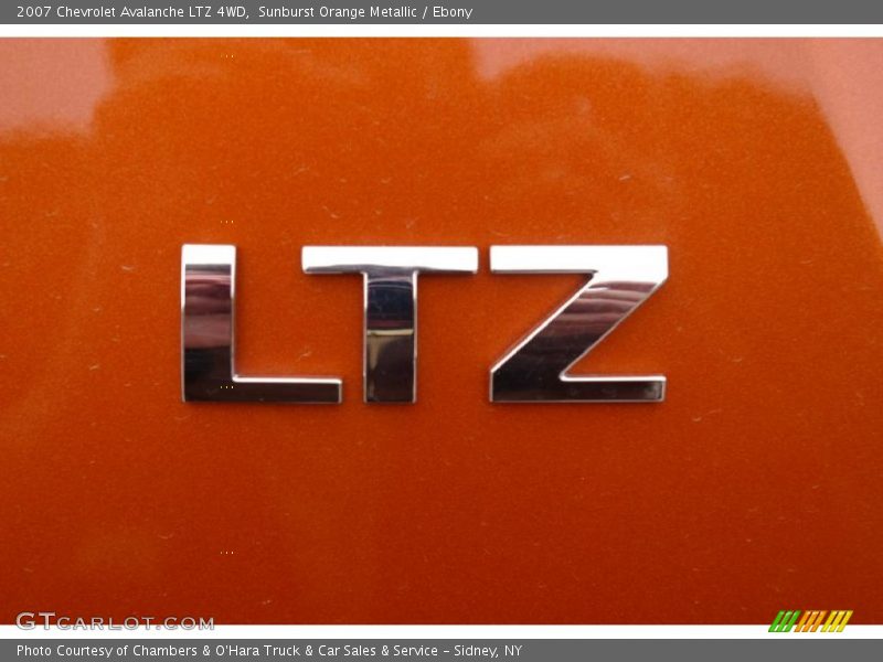 Sunburst Orange Metallic / Ebony 2007 Chevrolet Avalanche LTZ 4WD
