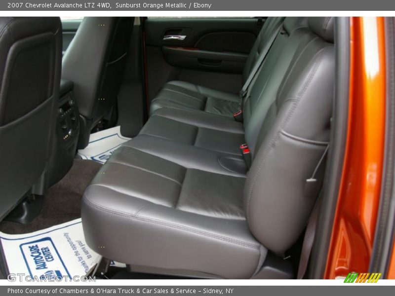 Sunburst Orange Metallic / Ebony 2007 Chevrolet Avalanche LTZ 4WD