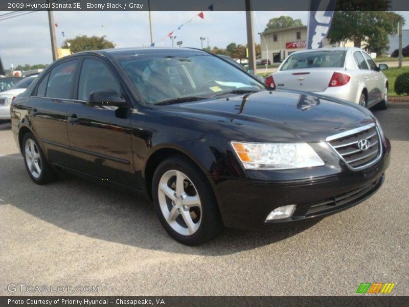 Ebony Black / Gray 2009 Hyundai Sonata SE