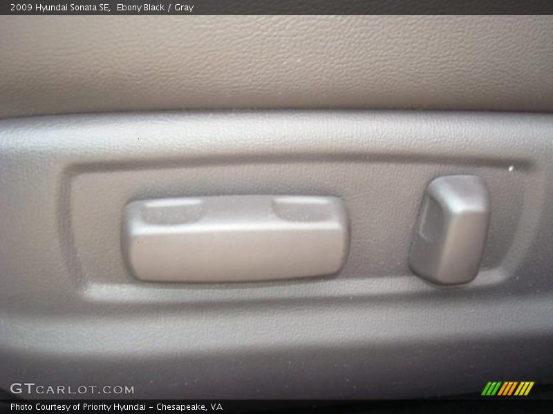 Ebony Black / Gray 2009 Hyundai Sonata SE
