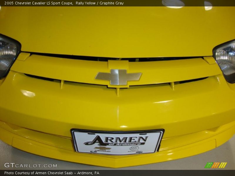 Rally Yellow / Graphite Gray 2005 Chevrolet Cavalier LS Sport Coupe