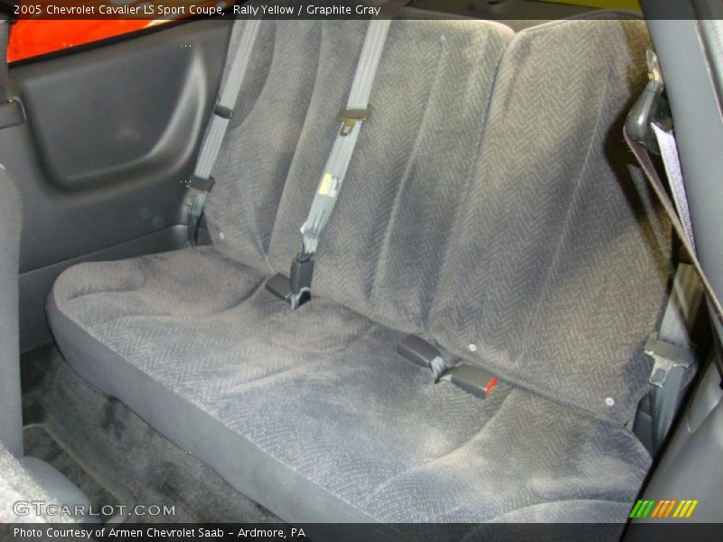  2005 Cavalier LS Sport Coupe Graphite Gray Interior
