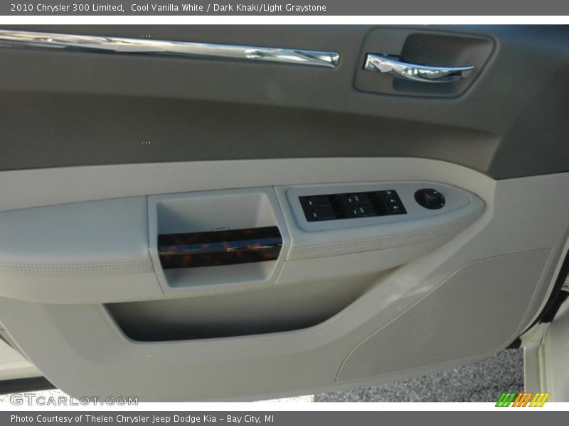 Cool Vanilla White / Dark Khaki/Light Graystone 2010 Chrysler 300 Limited
