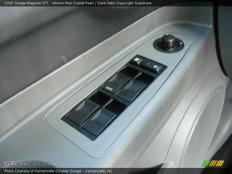 Inferno Red Crystal Pearl / Dark Slate Gray/Light Graystone 2005 Dodge Magnum SXT