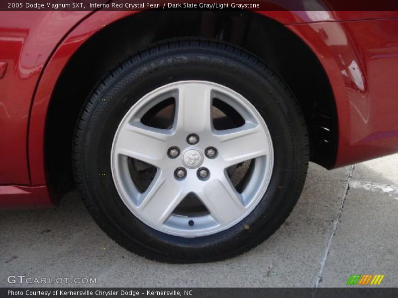 Inferno Red Crystal Pearl / Dark Slate Gray/Light Graystone 2005 Dodge Magnum SXT