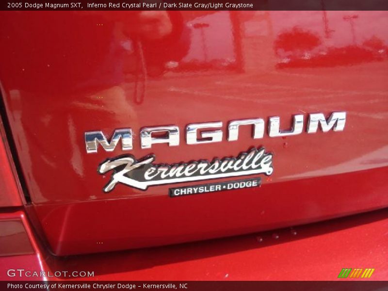 Inferno Red Crystal Pearl / Dark Slate Gray/Light Graystone 2005 Dodge Magnum SXT