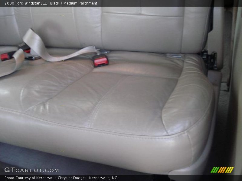 Black / Medium Parchment 2000 Ford Windstar SEL