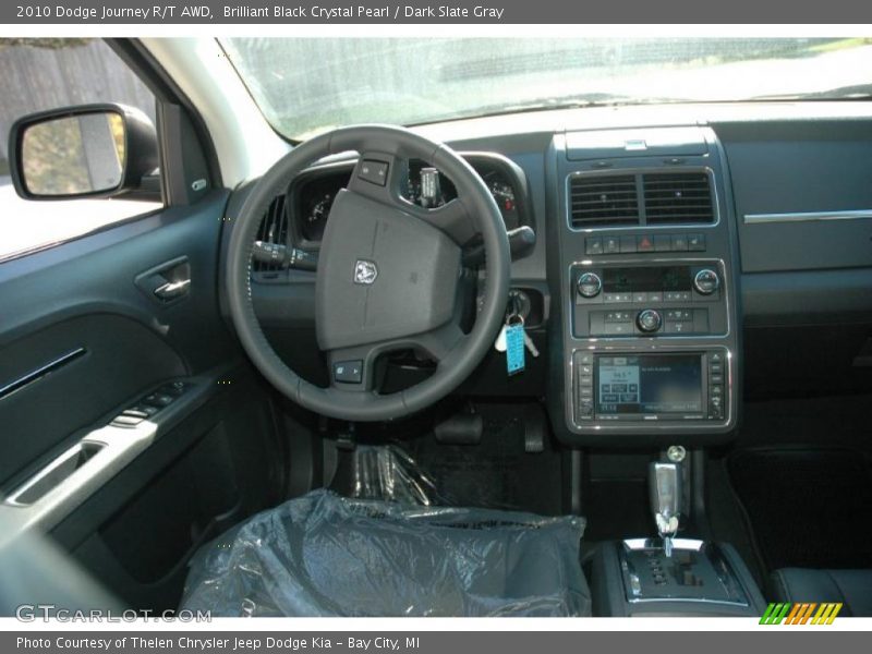 Dashboard of 2010 Journey R/T AWD