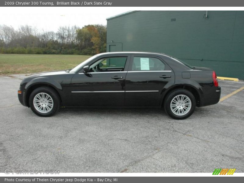 Brilliant Black / Dark Slate Gray 2009 Chrysler 300 Touring