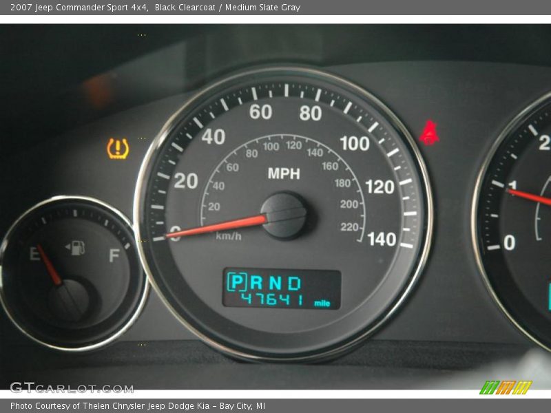 Black Clearcoat / Medium Slate Gray 2007 Jeep Commander Sport 4x4