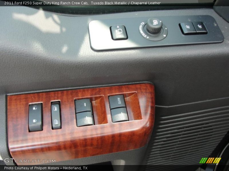 Controls of 2011 F250 Super Duty King Ranch Crew Cab