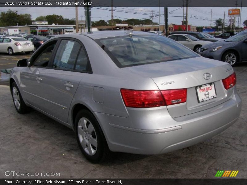 Radiant Silver / Gray 2010 Hyundai Sonata GLS