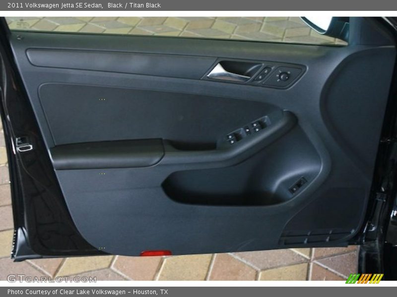 Door Panel of 2011 Jetta SE Sedan