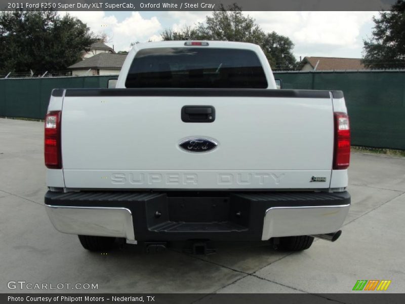 Oxford White / Steel Gray 2011 Ford F250 Super Duty XLT SuperCab