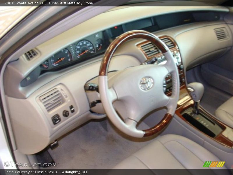 Lunar Mist Metallic / Stone 2004 Toyota Avalon XLS