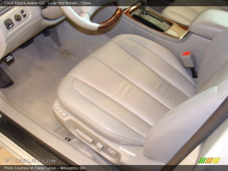 Lunar Mist Metallic / Stone 2004 Toyota Avalon XLS