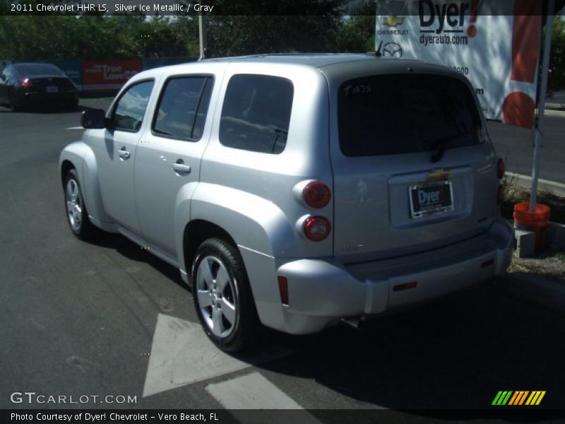 Silver Ice Metallic / Gray 2011 Chevrolet HHR LS