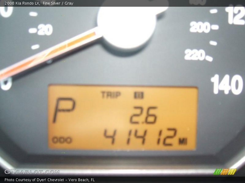 Fine Silver / Gray 2008 Kia Rondo LX