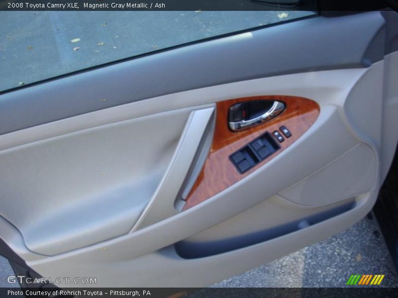 Magnetic Gray Metallic / Ash 2008 Toyota Camry XLE