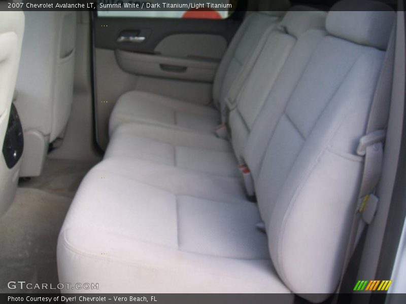 Summit White / Dark Titanium/Light Titanium 2007 Chevrolet Avalanche LT