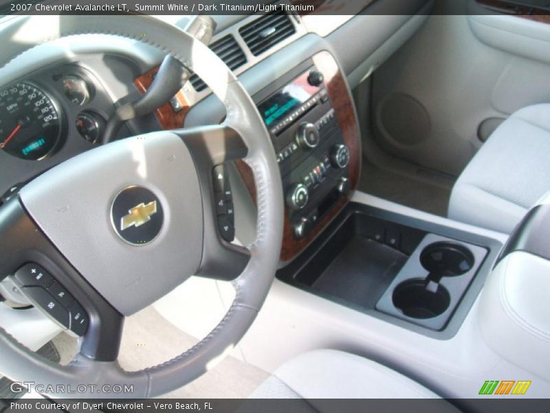 Summit White / Dark Titanium/Light Titanium 2007 Chevrolet Avalanche LT