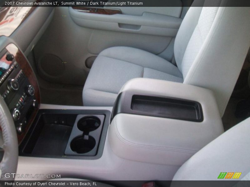Summit White / Dark Titanium/Light Titanium 2007 Chevrolet Avalanche LT