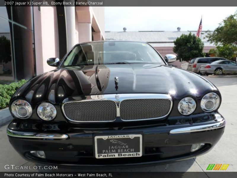 Ebony Black / Barley/Charcoal 2007 Jaguar XJ Super V8