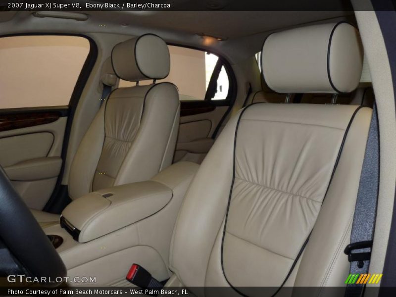  2007 XJ Super V8 Barley/Charcoal Interior