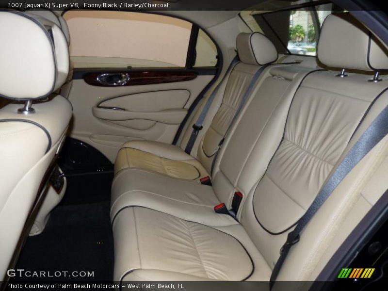  2007 XJ Super V8 Barley/Charcoal Interior