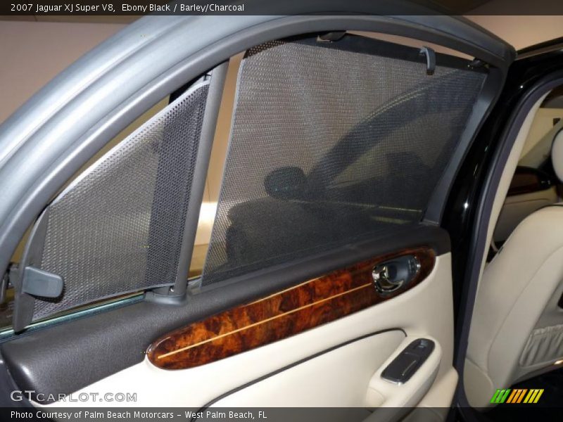 Ebony Black / Barley/Charcoal 2007 Jaguar XJ Super V8
