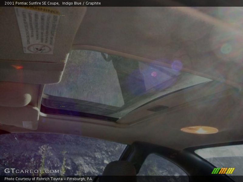 Indigo Blue / Graphite 2001 Pontiac Sunfire SE Coupe