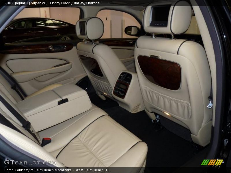  2007 XJ Super V8 Barley/Charcoal Interior