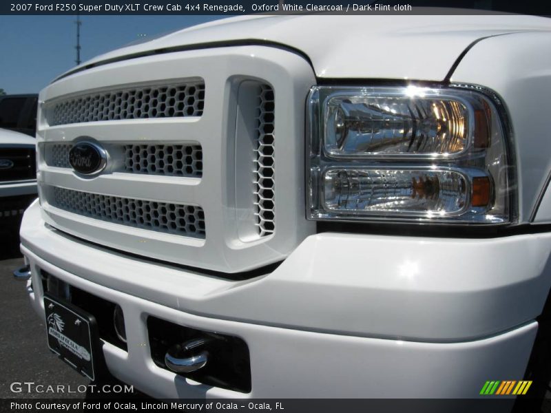 Oxford White Clearcoat / Dark Flint cloth 2007 Ford F250 Super Duty XLT Crew Cab 4x4 Renegade