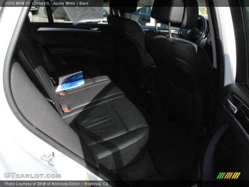 Alpine White / Black 2009 BMW X5 xDrive30i