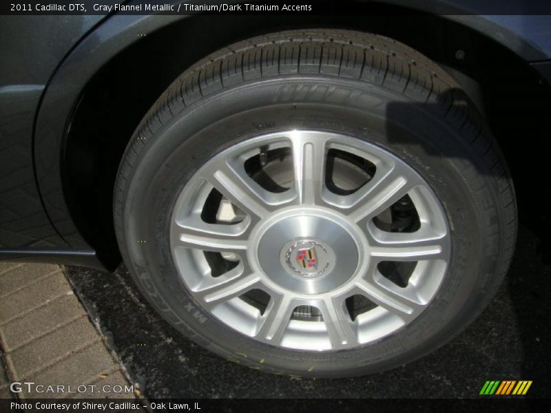 Gray Flannel Metallic / Titanium/Dark Titanium Accents 2011 Cadillac DTS