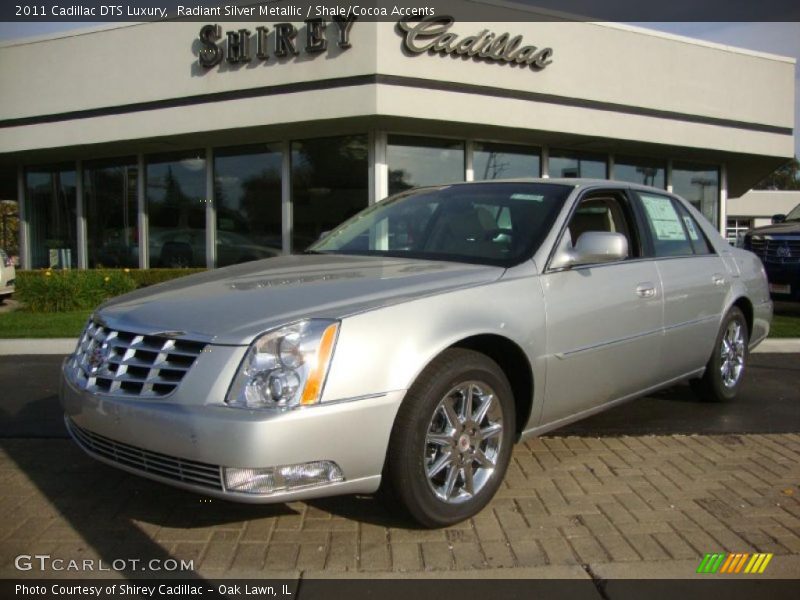Radiant Silver Metallic / Shale/Cocoa Accents 2011 Cadillac DTS Luxury
