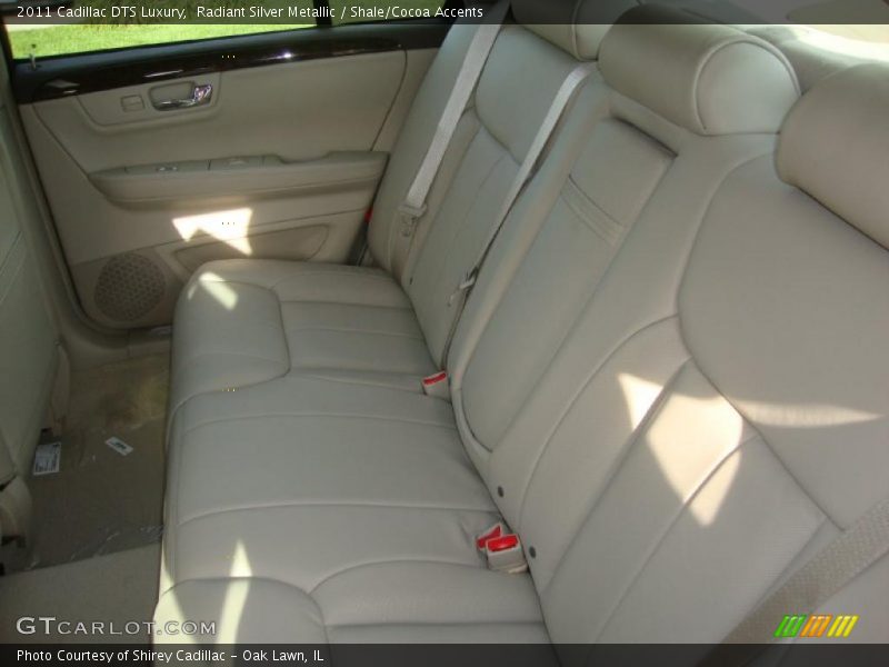 Radiant Silver Metallic / Shale/Cocoa Accents 2011 Cadillac DTS Luxury