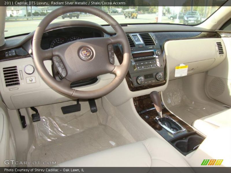 Radiant Silver Metallic / Shale/Cocoa Accents 2011 Cadillac DTS Luxury