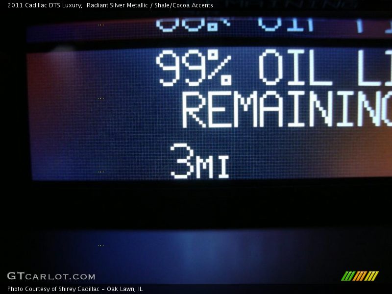 Radiant Silver Metallic / Shale/Cocoa Accents 2011 Cadillac DTS Luxury