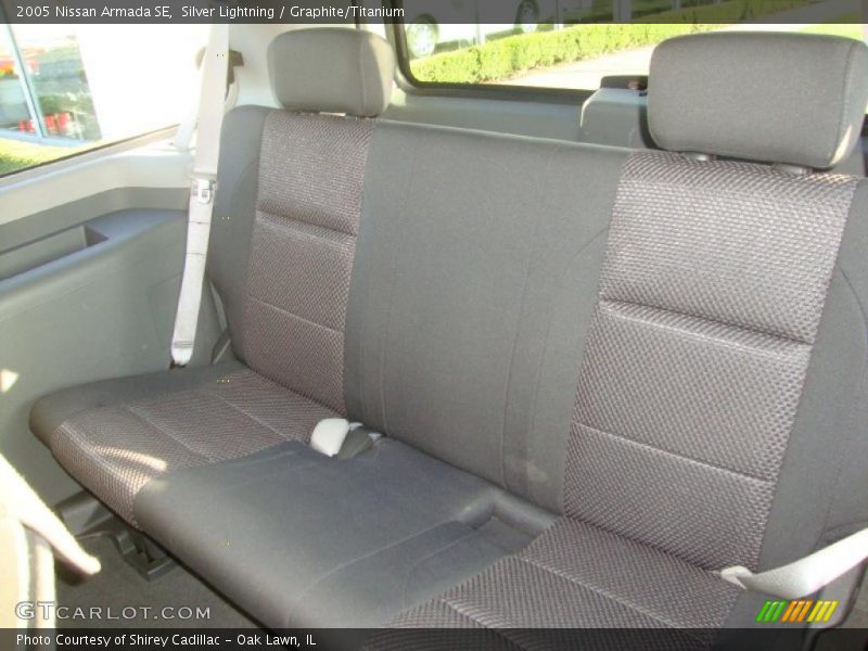 Silver Lightning / Graphite/Titanium 2005 Nissan Armada SE