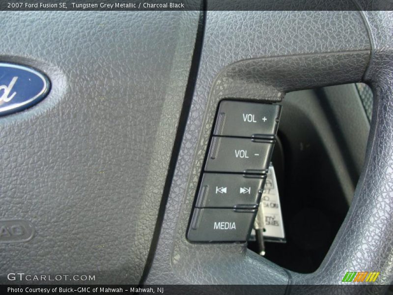 Tungsten Grey Metallic / Charcoal Black 2007 Ford Fusion SE