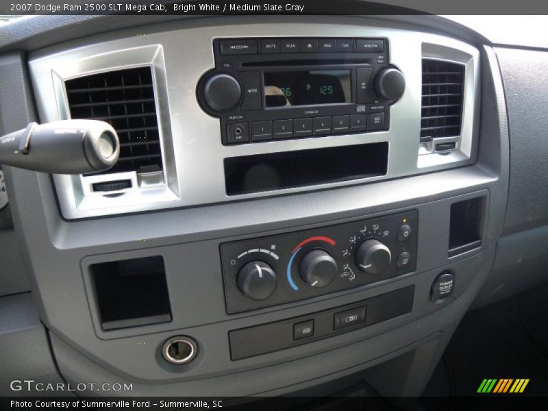 Controls of 2007 Ram 2500 SLT Mega Cab