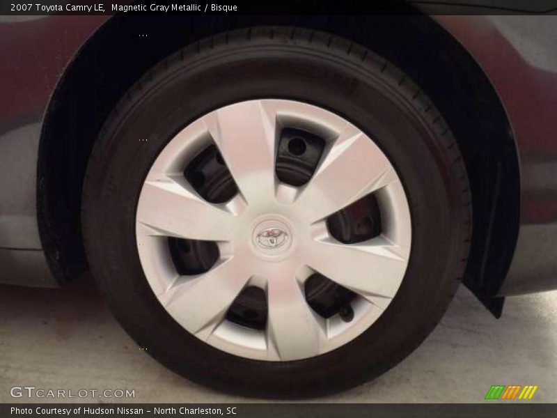 Magnetic Gray Metallic / Bisque 2007 Toyota Camry LE