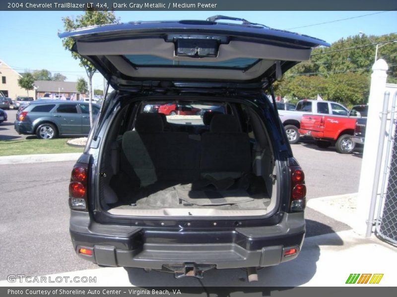Dark Gray Metallic / Medium Pewter 2004 Chevrolet TrailBlazer LT 4x4