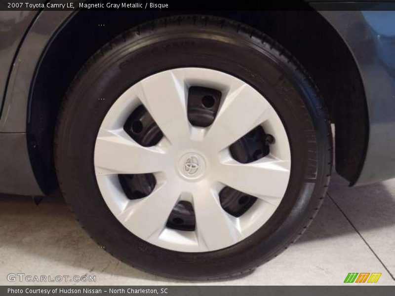 Magnetic Gray Metallic / Bisque 2007 Toyota Camry LE