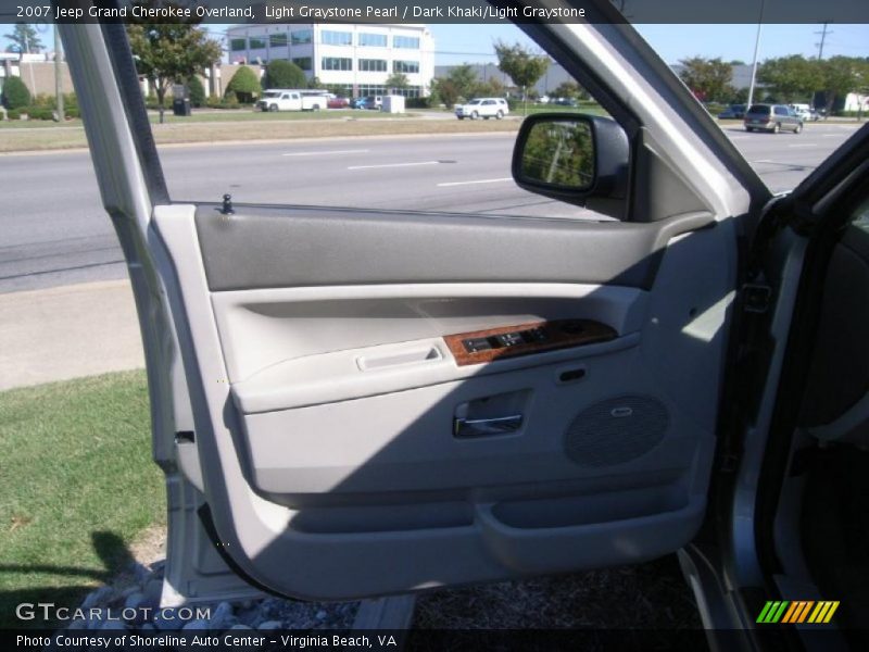 Light Graystone Pearl / Dark Khaki/Light Graystone 2007 Jeep Grand Cherokee Overland